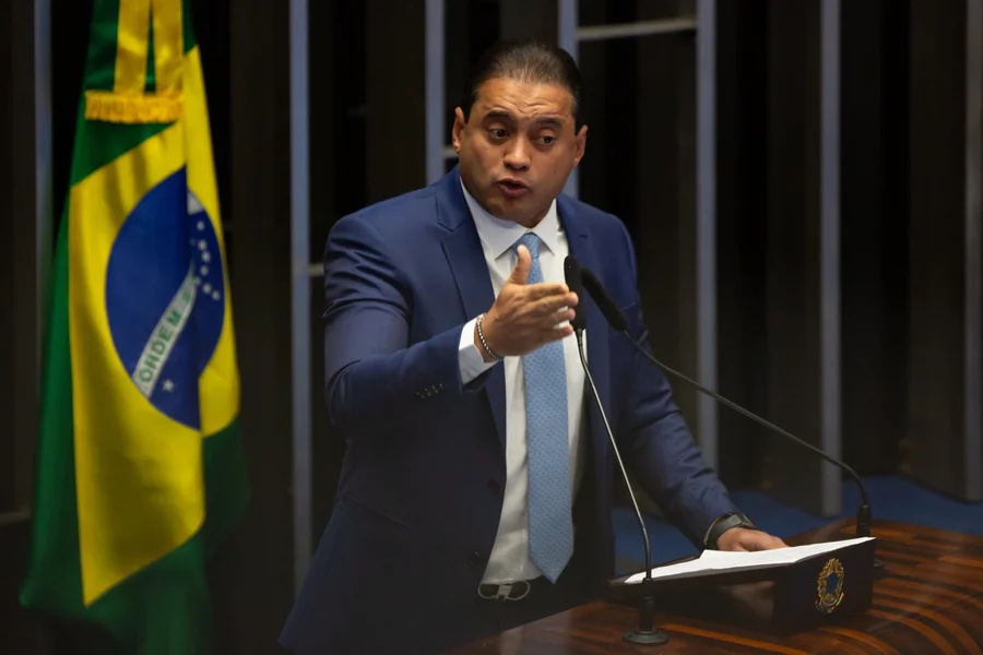 Weverton aposta em parecer favorável a Messias no STF