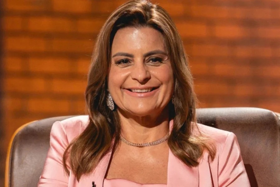 Franqueados acusam Carla Sarni de coação