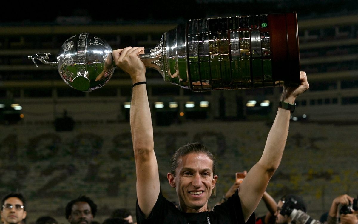 Filipe Luís encerra ciclo no Flamengo e analisa 2025