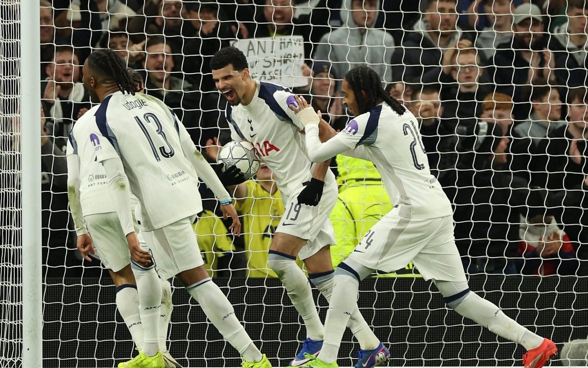 Tottenham contrata De Zerbi para salvar a temporada